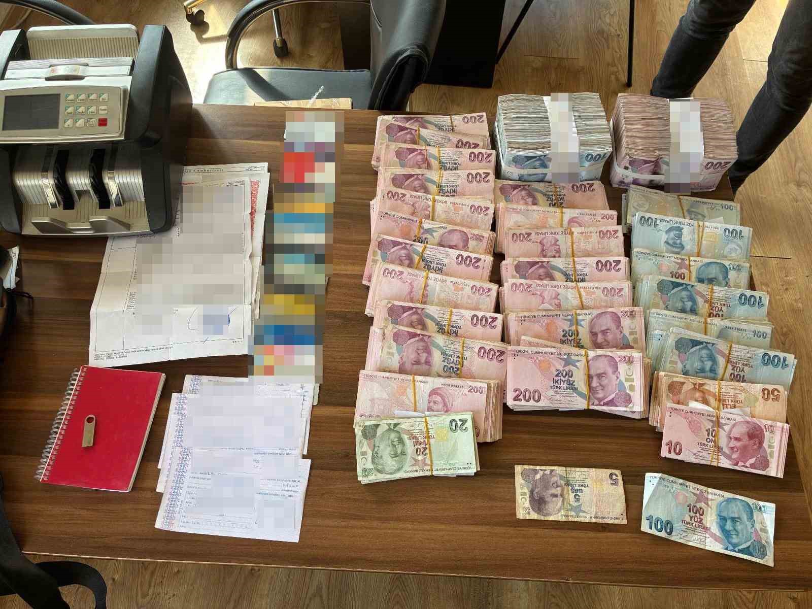 Cep telefonu bayii ve kuyumcu görünümlü tefecilik iddiası: 11 gözaltı
