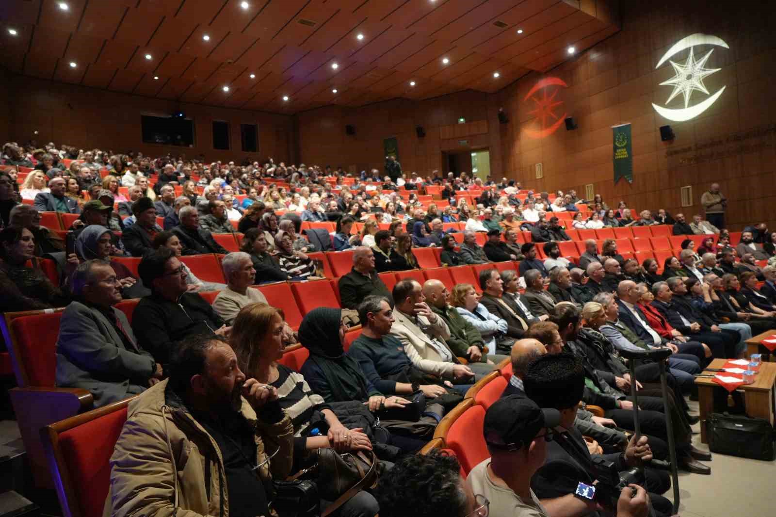 Çerkeslerden "Kültür Neferleri Onur Gecesi"
Çerkeslerden "Kültür Neferleri Onur Gecesi"