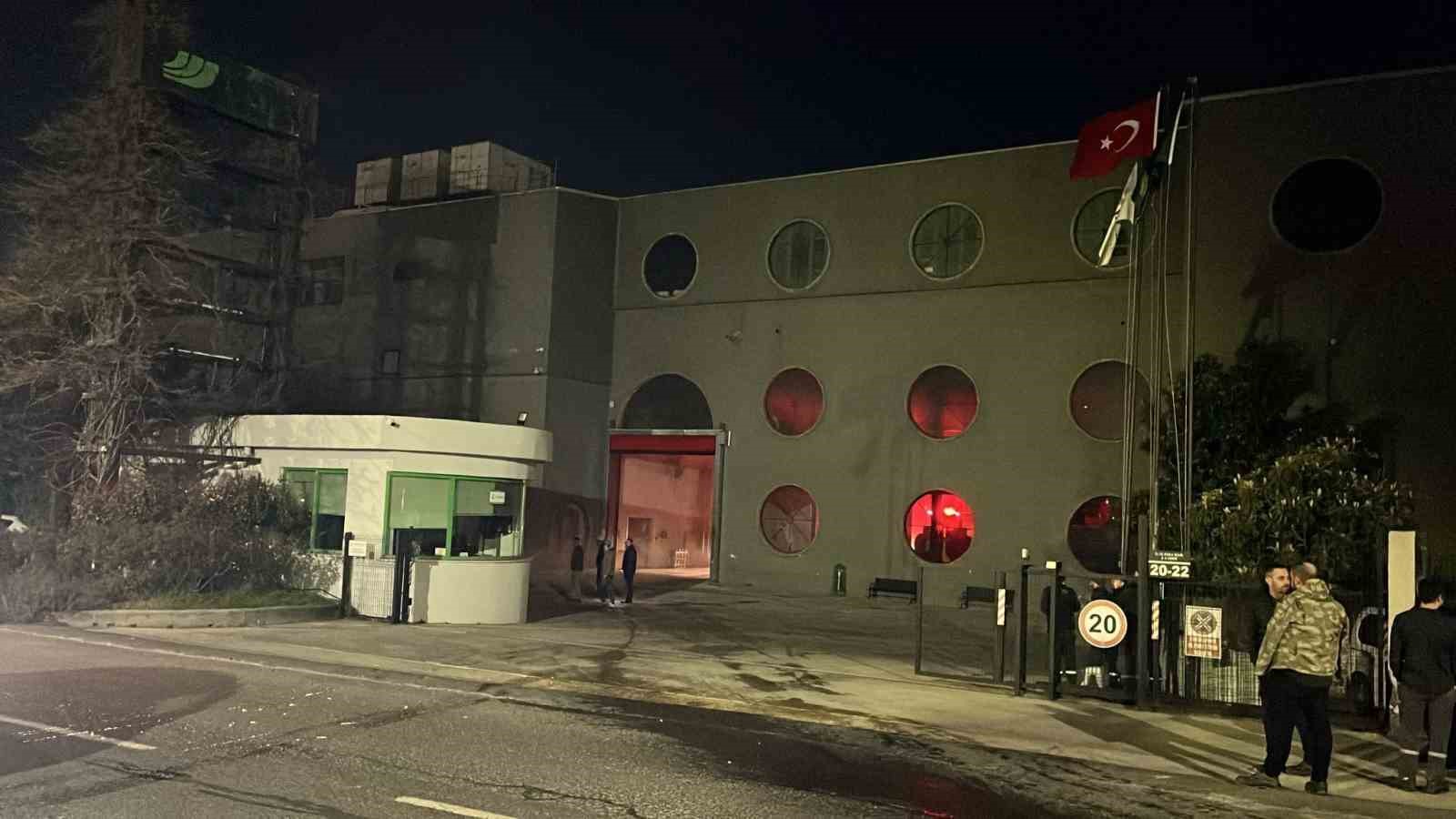 Çerkezköy’de fabrikada korkutan yangın kontrol altına alındı
