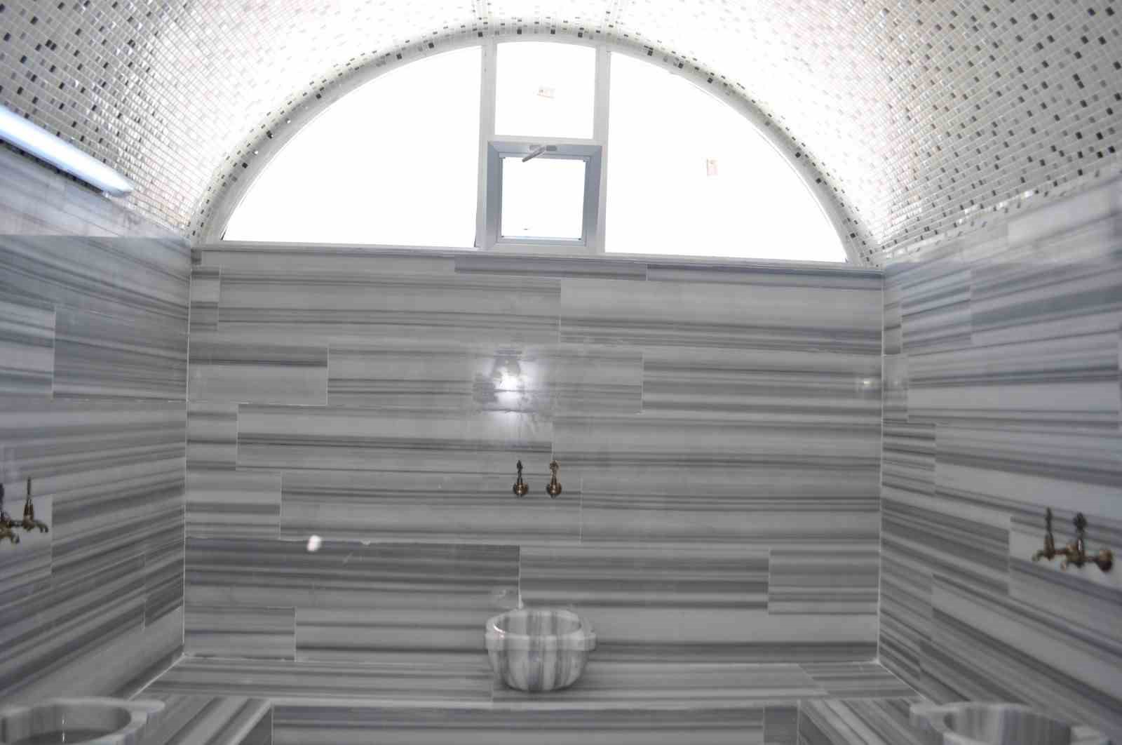 Çermik kaplıcaları ziyaretçilerini ağırlıyor
