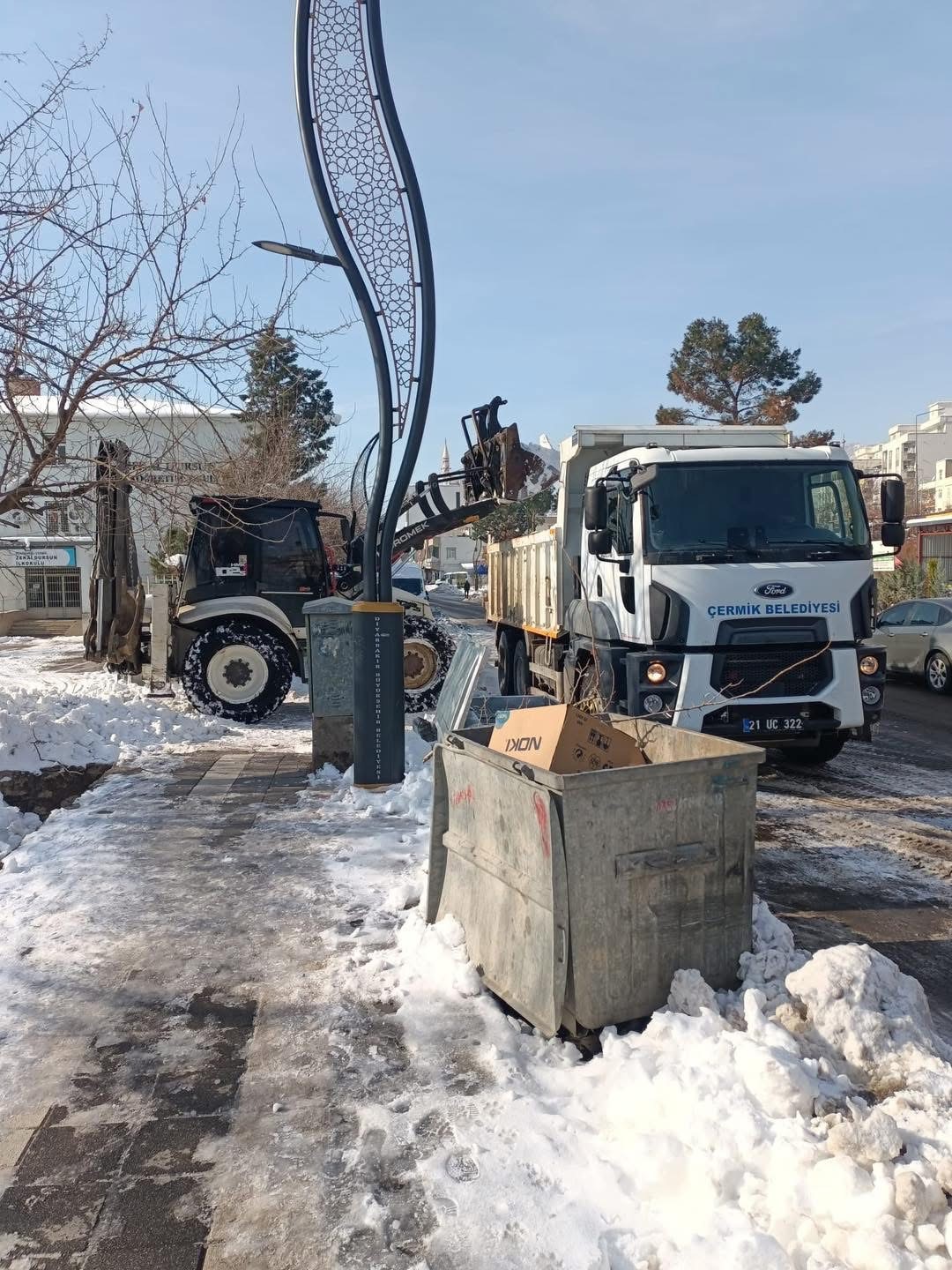 Çermik’te 473 kilometre yol ulaşıma açıldı
