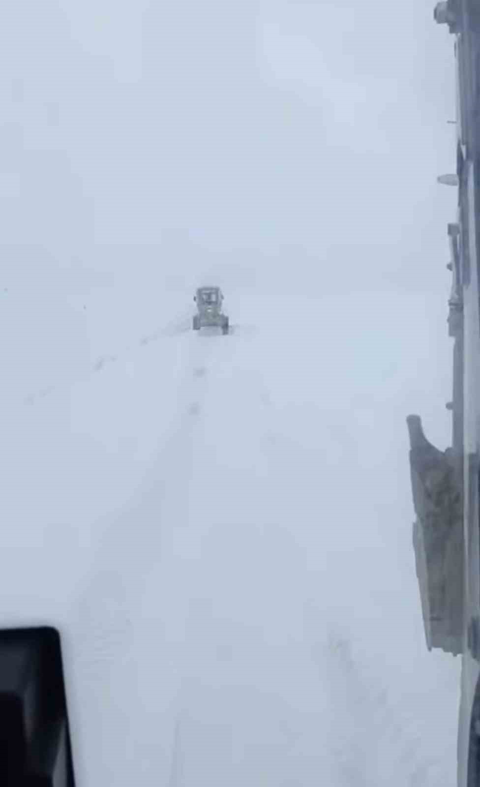 Çermik’te kırsal mahalle yolları ulaşıma açılmaya başlandı
