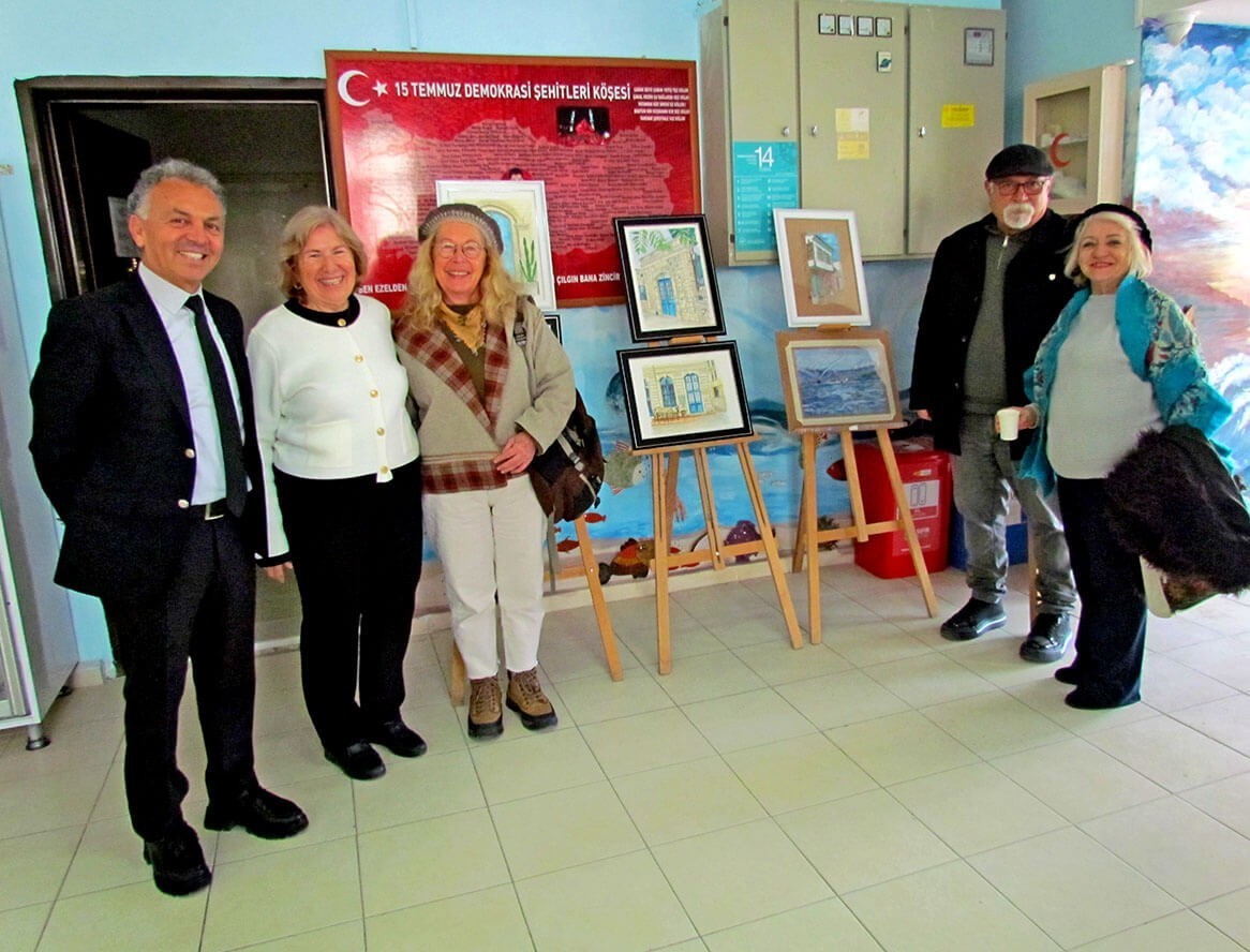 Çeşme Halk Eğitim Merkezi’nde yeni yılın ilk sergisi açıldı
