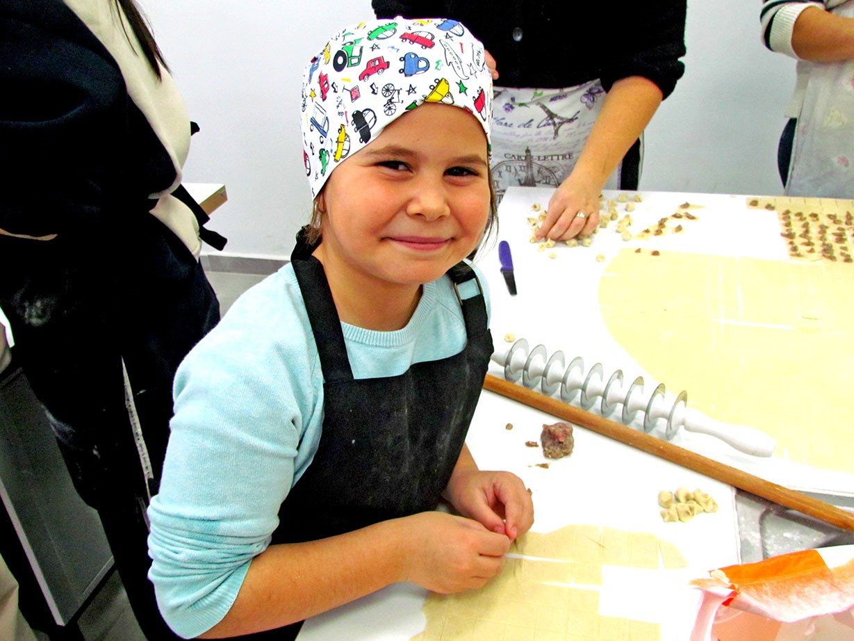 Çeşme’de öğrencilerden hem öğretici ve hem lezzetli etkinlik
