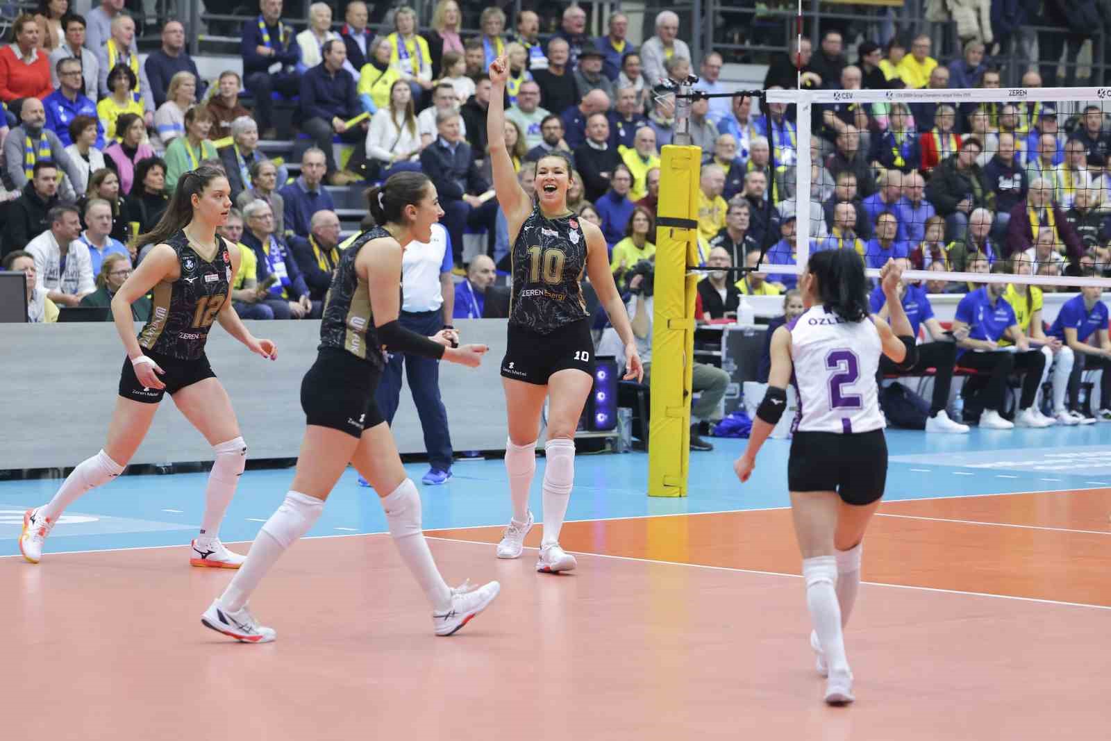 CEV Zeren Group Şampiyonlar Ligi: SSC Palmberg Schwerin: 1 - Zeren SK: 3

