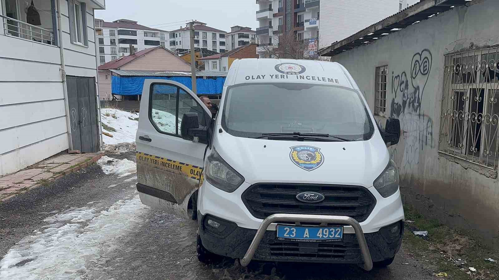 Çevreye rastgele ateş etti, 1 kişiyi yaraladı
