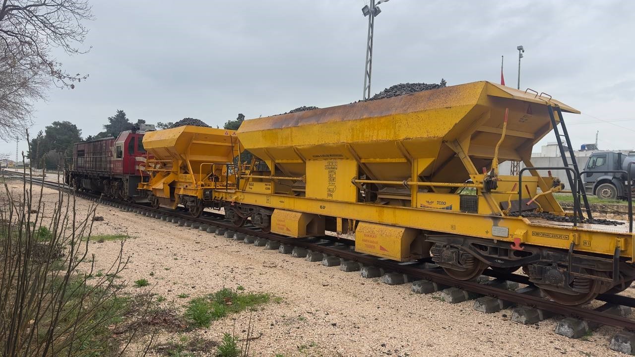 Ceylanpınar’a 15 yıl aradan sonra tren geldi
