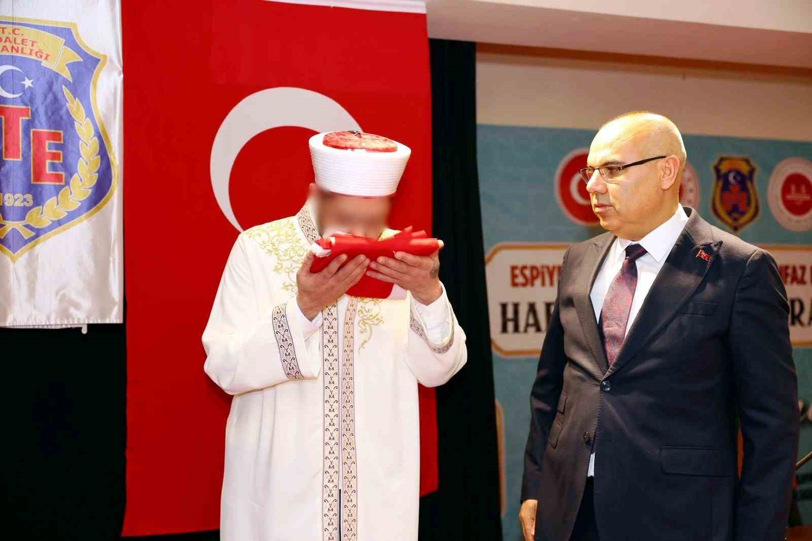 Cezaevinde 4 hükümlü hafız oldu
