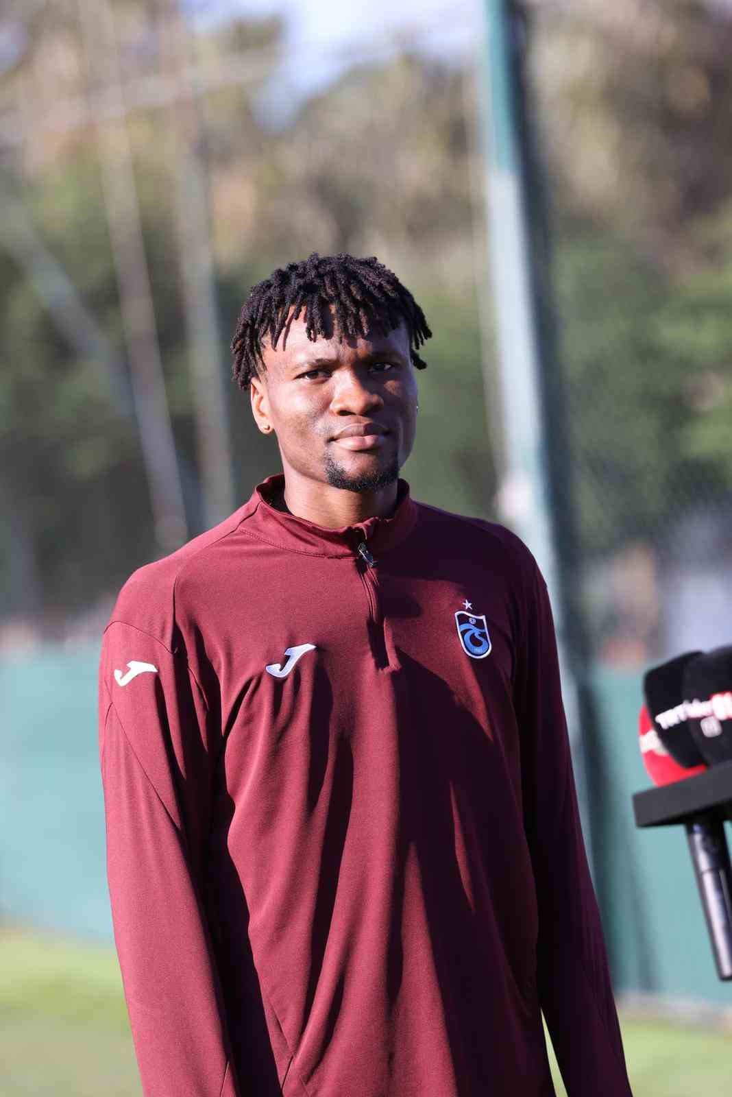Chibuike Nwaiwu: "Trabzonspor’a gelerek doğru bir karar aldım"
