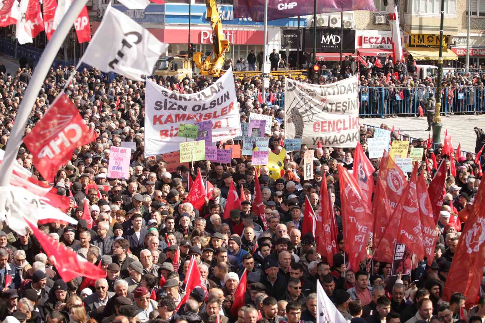 CHP Genel Başkanı Özel: "İran’ın kararını İran halkı verecektir"
