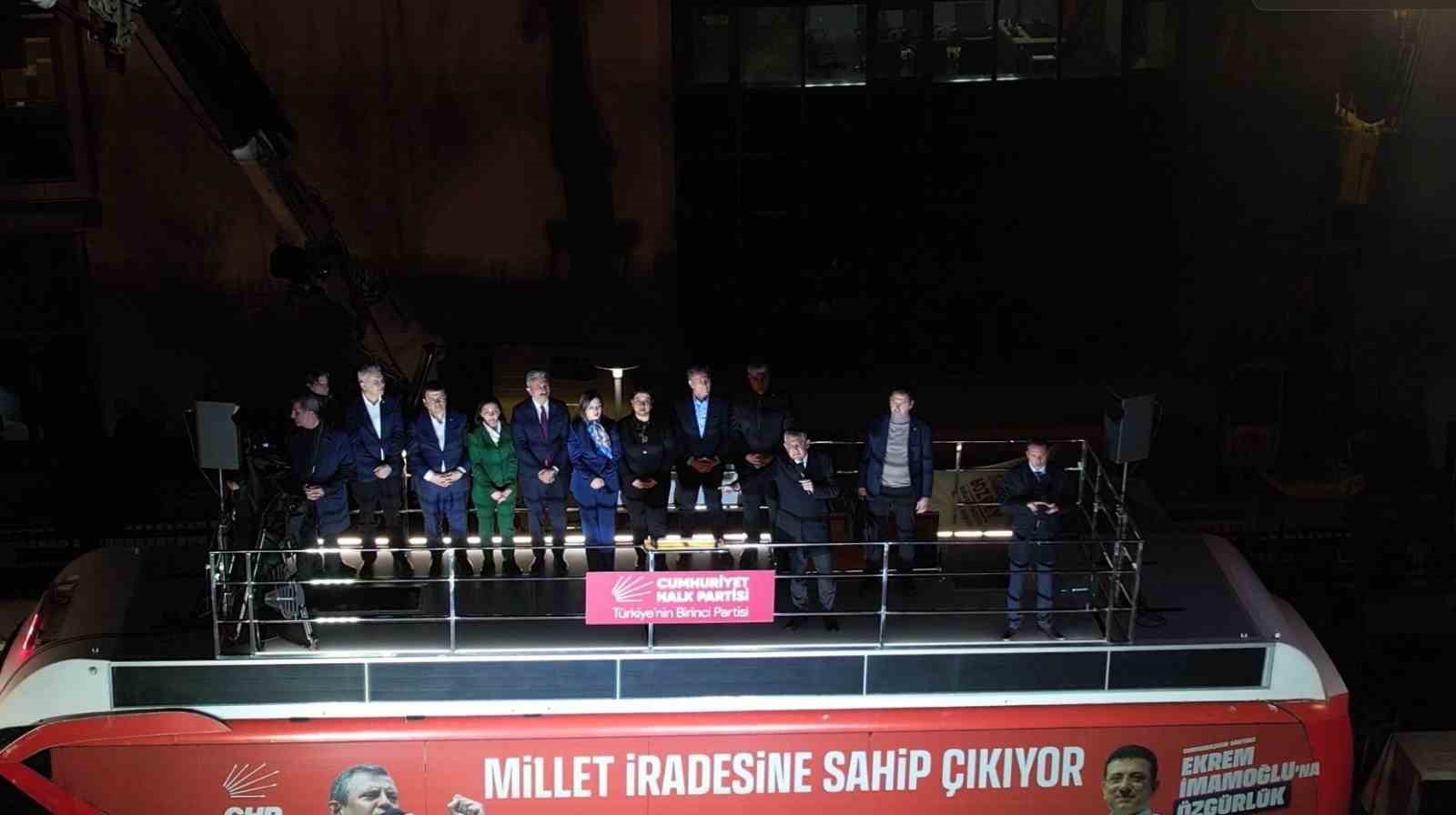 CHP Genel Başkanı Özel: "Mustafa Bozbey yargı önünde yargılansın, televizyondan canlı yayınlansın kararı millet versin Bursa versin"
