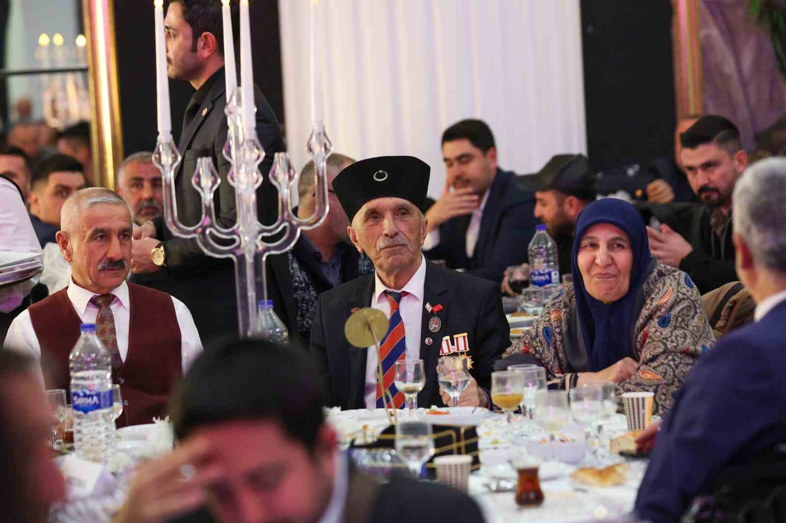 CHP Genel Başkanı Özel: "Trump’ın kurduğu düzen, yeni dünya düzeni olamaz"
