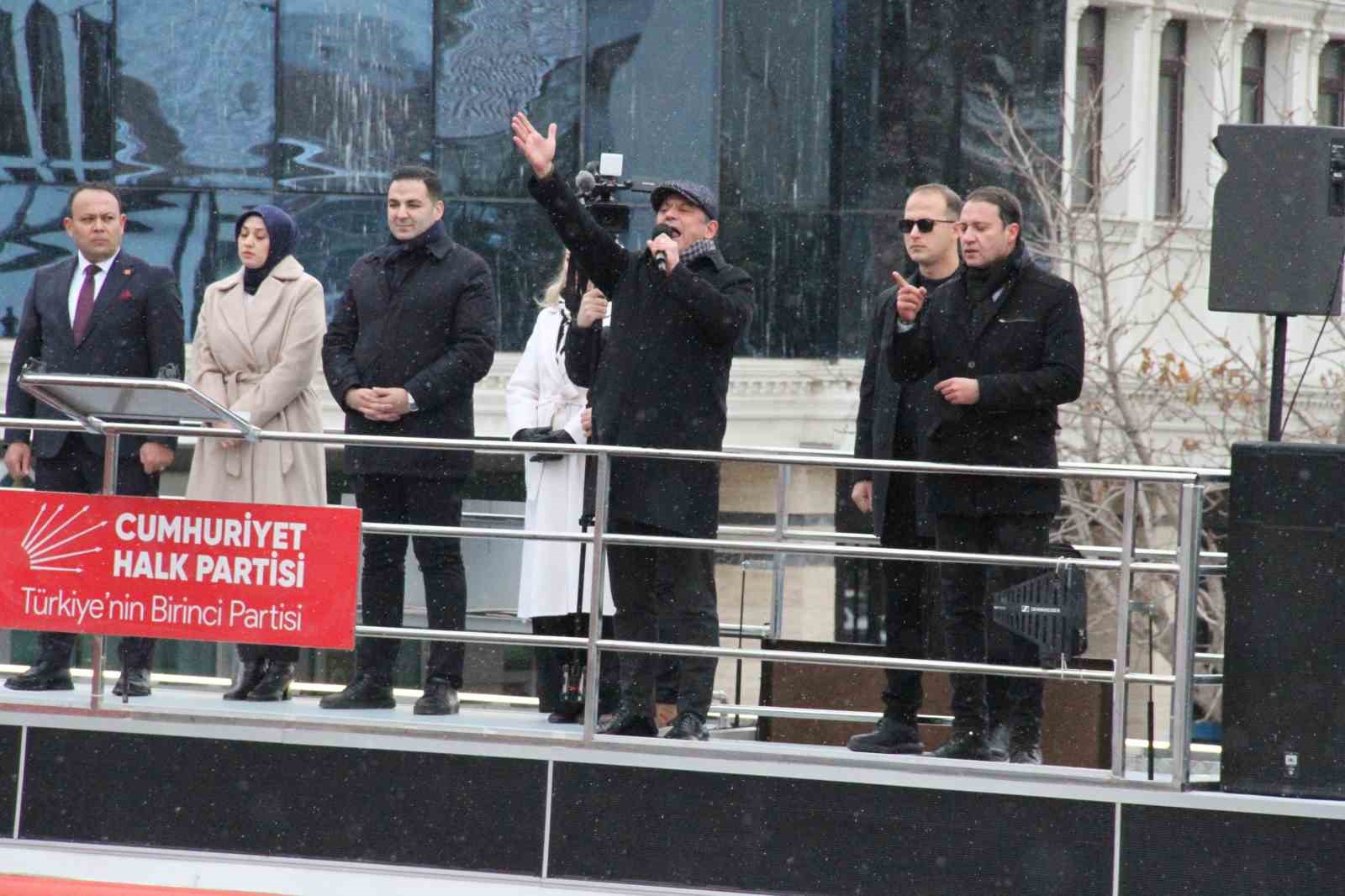 CHP Genel Başkanı Özgür Özel: "Dünyaya sesleniyorum, Trump’ın düzeni dünya düzeni olamaz"
