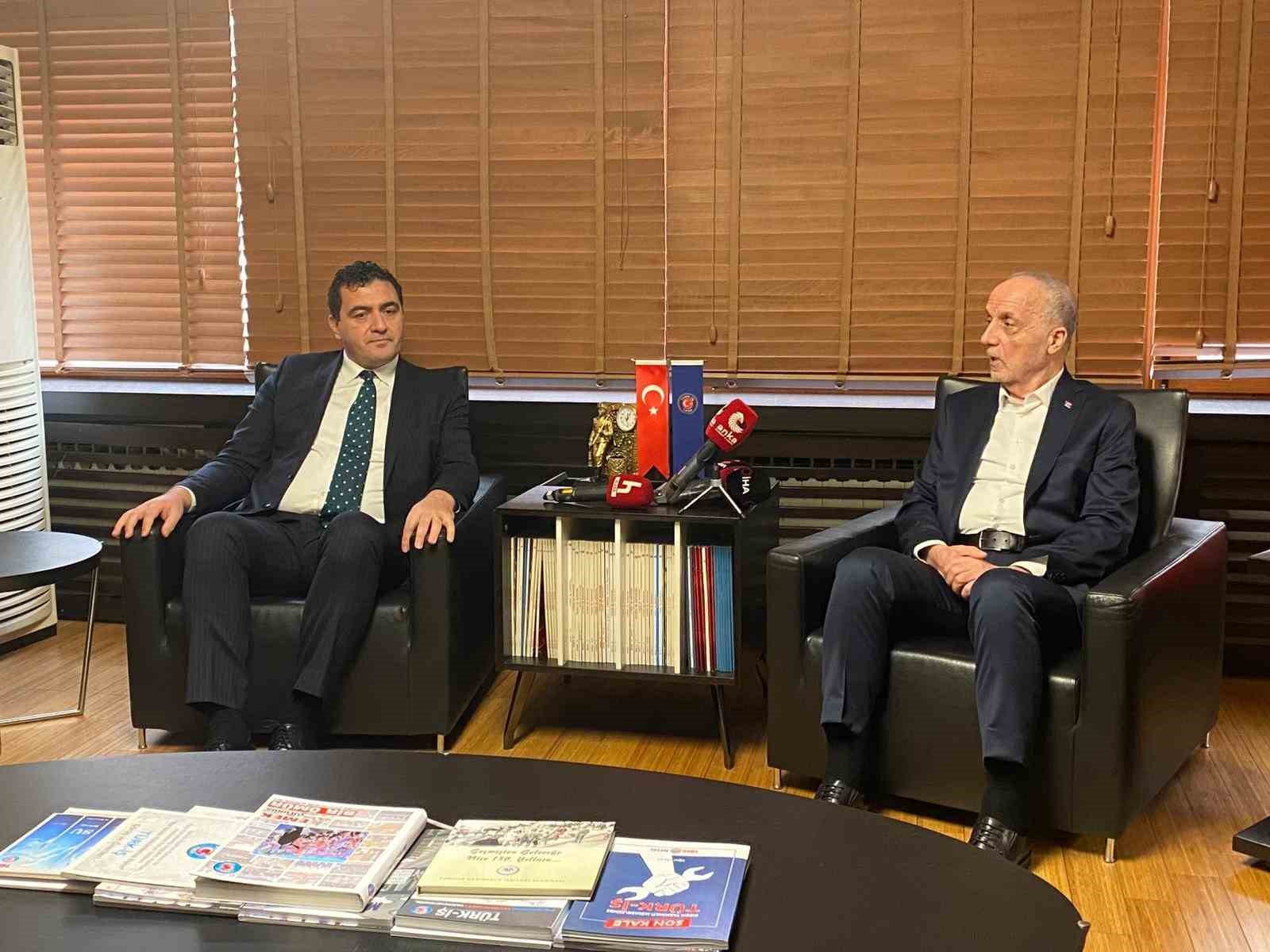 CHP heyetinden TÜRK-İŞ’e ziyaret
