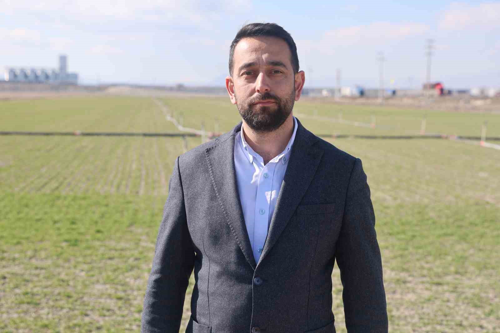 Çiftçilere hububata hastalık gelmeden erken müdahale uyarısı
Çiftçilere hububata hastalık gelmeden erken müdahale uyarısı