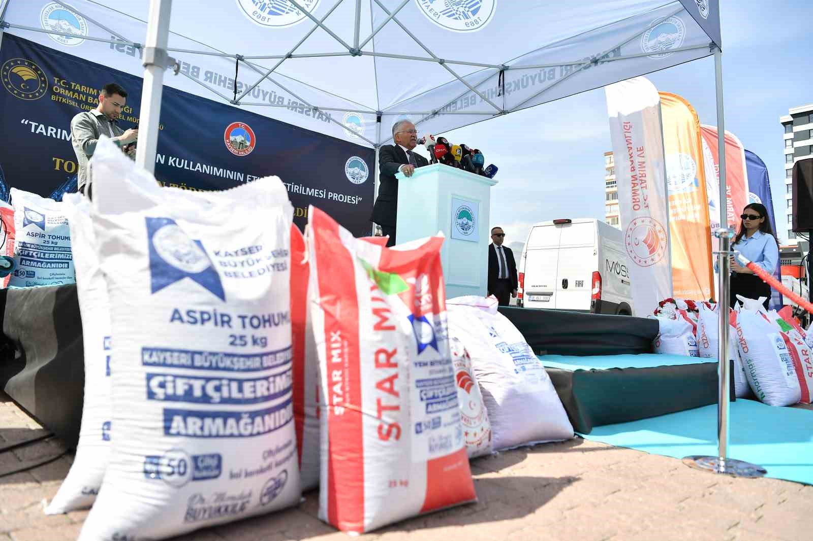 Çiftçiye 360 ton tohum dağıtıldı
