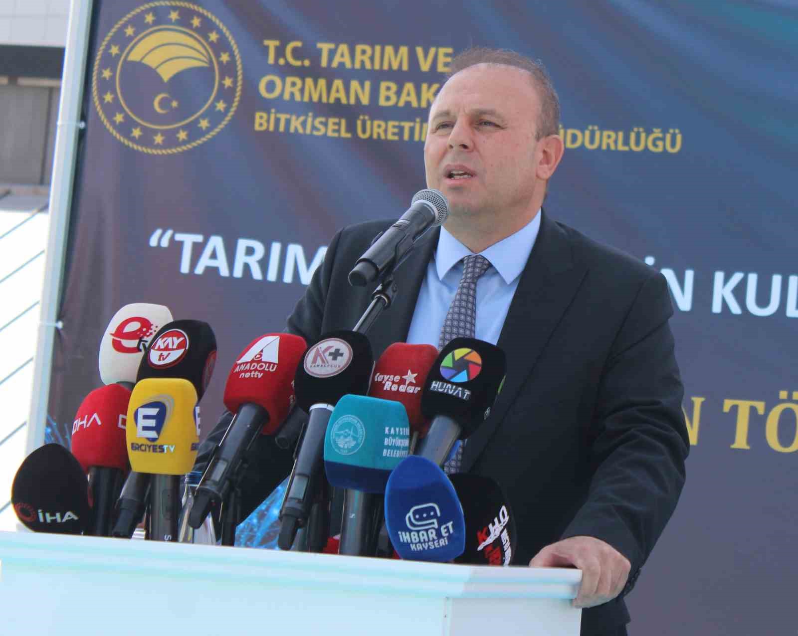 Çiftçiye 360 ton tohum dağıtıldı
