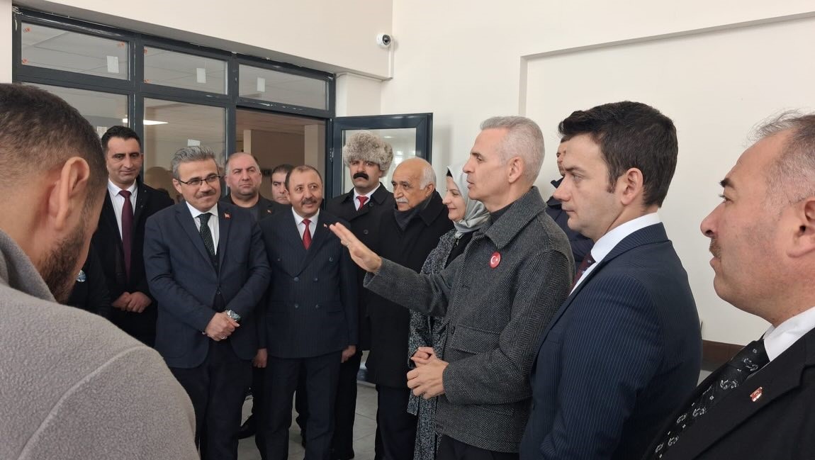 Çıldır Öğretmenevi Müşteri Kabulüne Başladı
