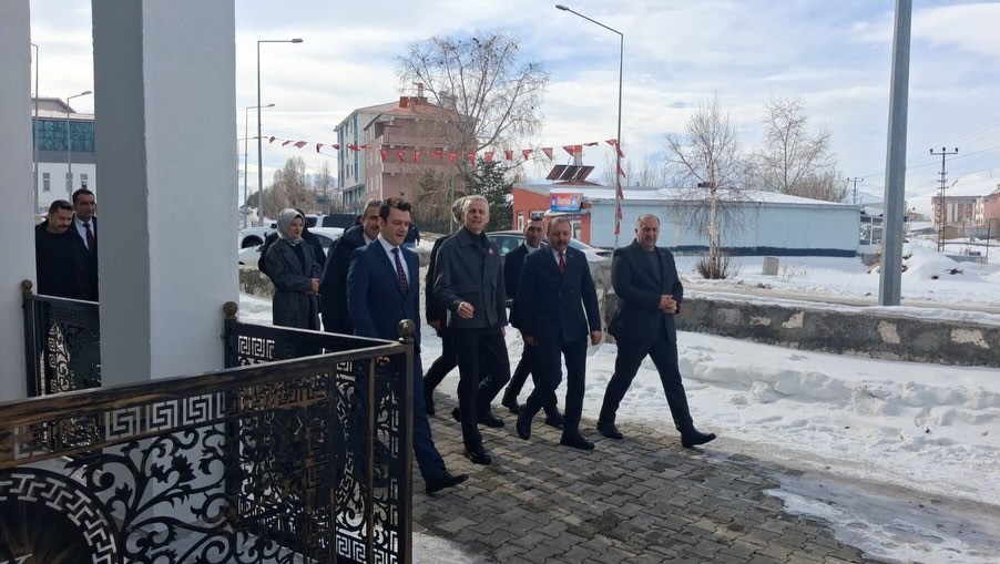 Çıldır Öğretmenevi Müşteri Kabulüne Başladı
