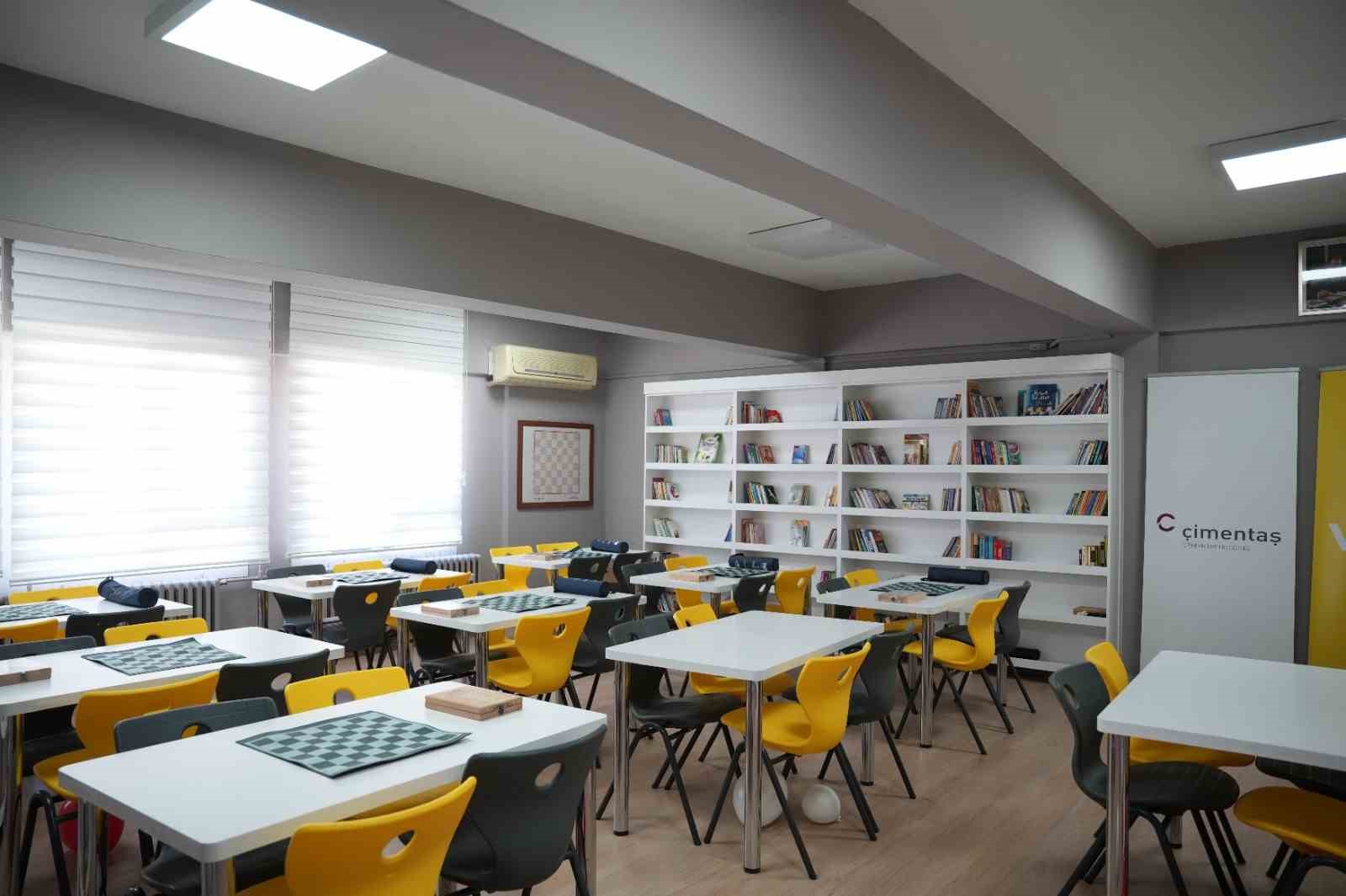 Çimentaş’tan 23 Nisan’da Hataylı öğrencilere eğitim ve dayanışma desteği
