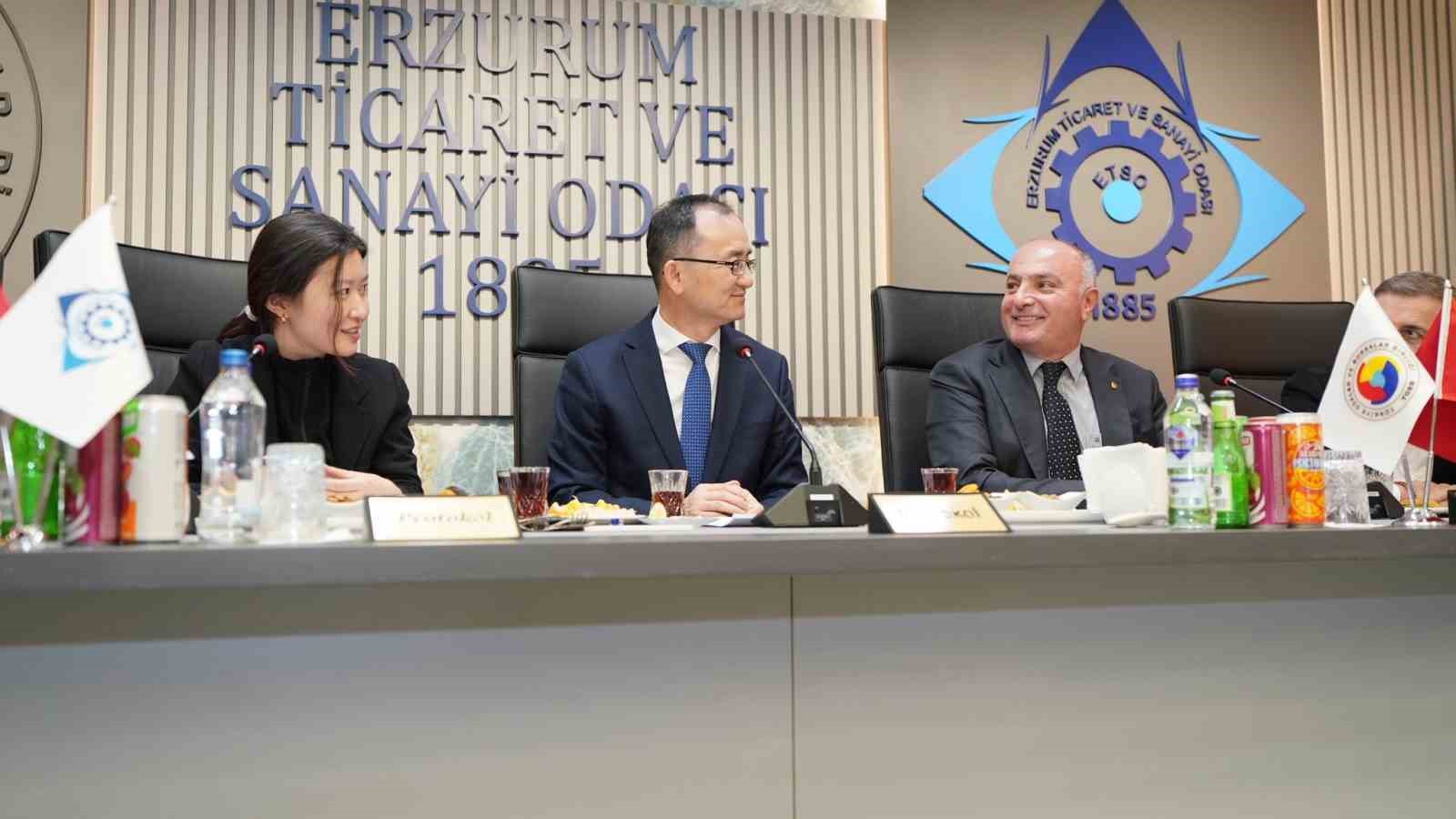 Çin Büyükelçisi JIANG Xuebin ETSO’da
