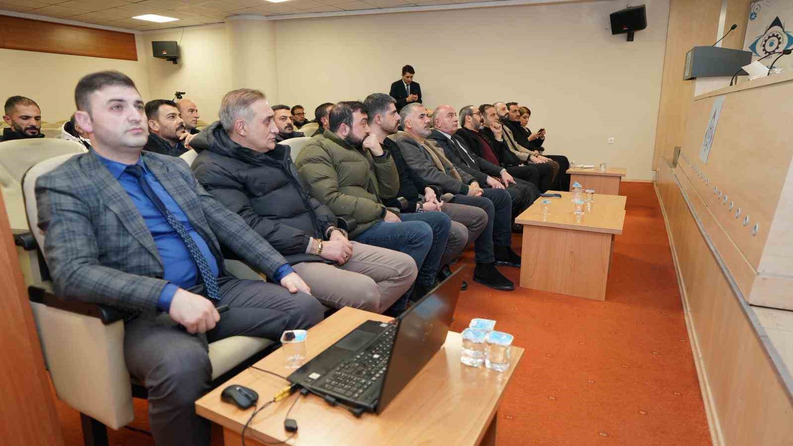 Çin’den Güney Kore’ye, eğitimden yatırıma: ETSO Ocak ayında dolu dizgin
Çin’den Güney Kore’ye, eğitimden yatırıma: ETSO Ocak ayında dolu dizgin