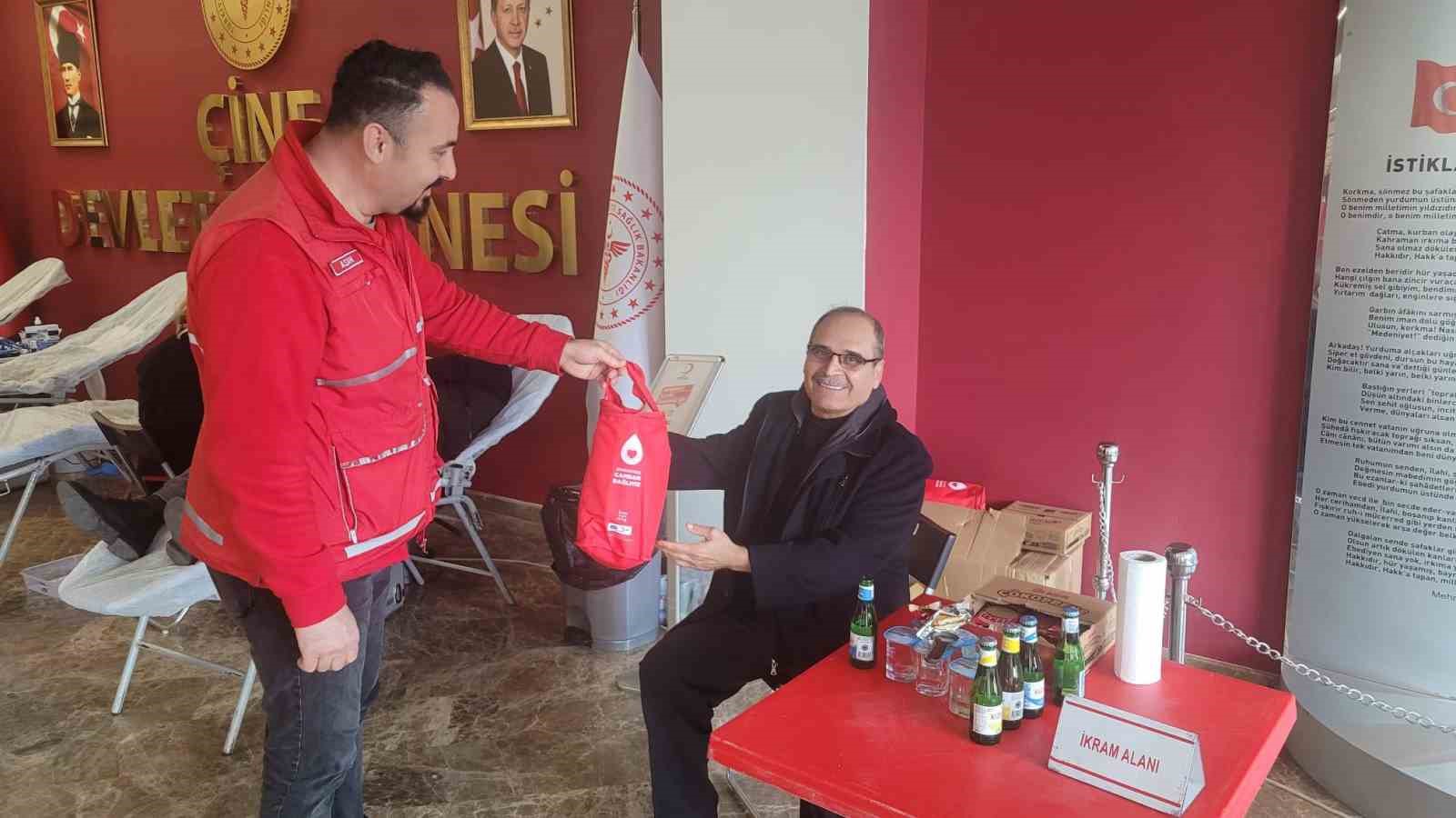 Çine Devlet Hastanesi’nde kan bağışına dikkat çektiler
