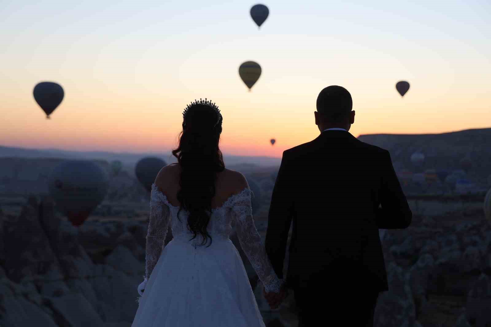 Çin’in "At Yılı" Kapadokya turizmini hareketlendirdi
