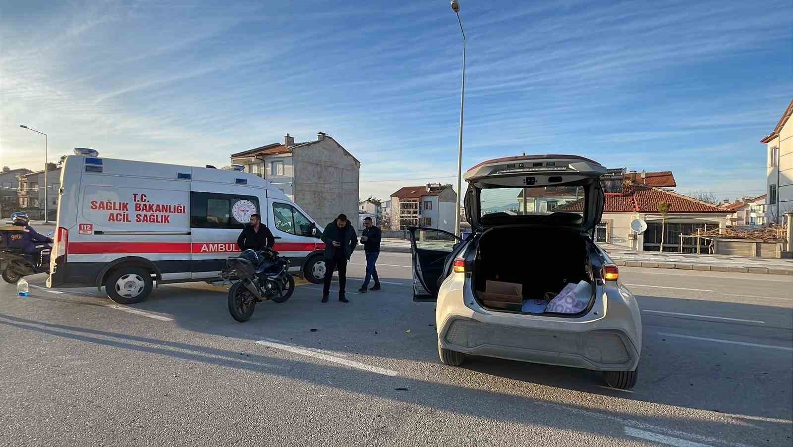 Ciple motosiklet çarpıştı: 1 yaralı
