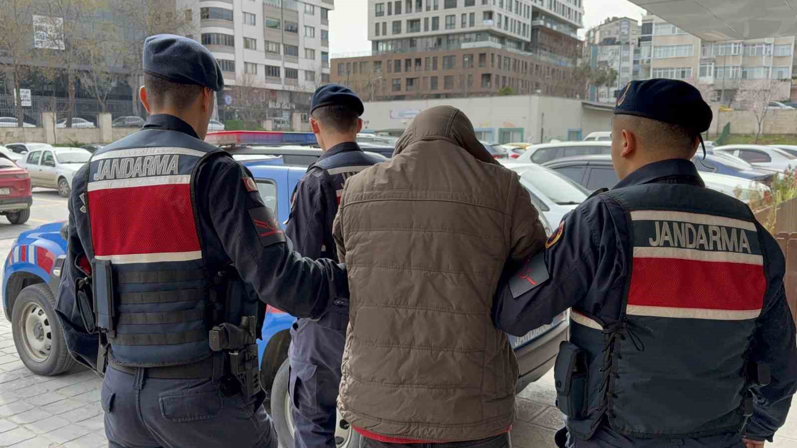 Çivi çakma makinesi hırsızlığına tutuklama
