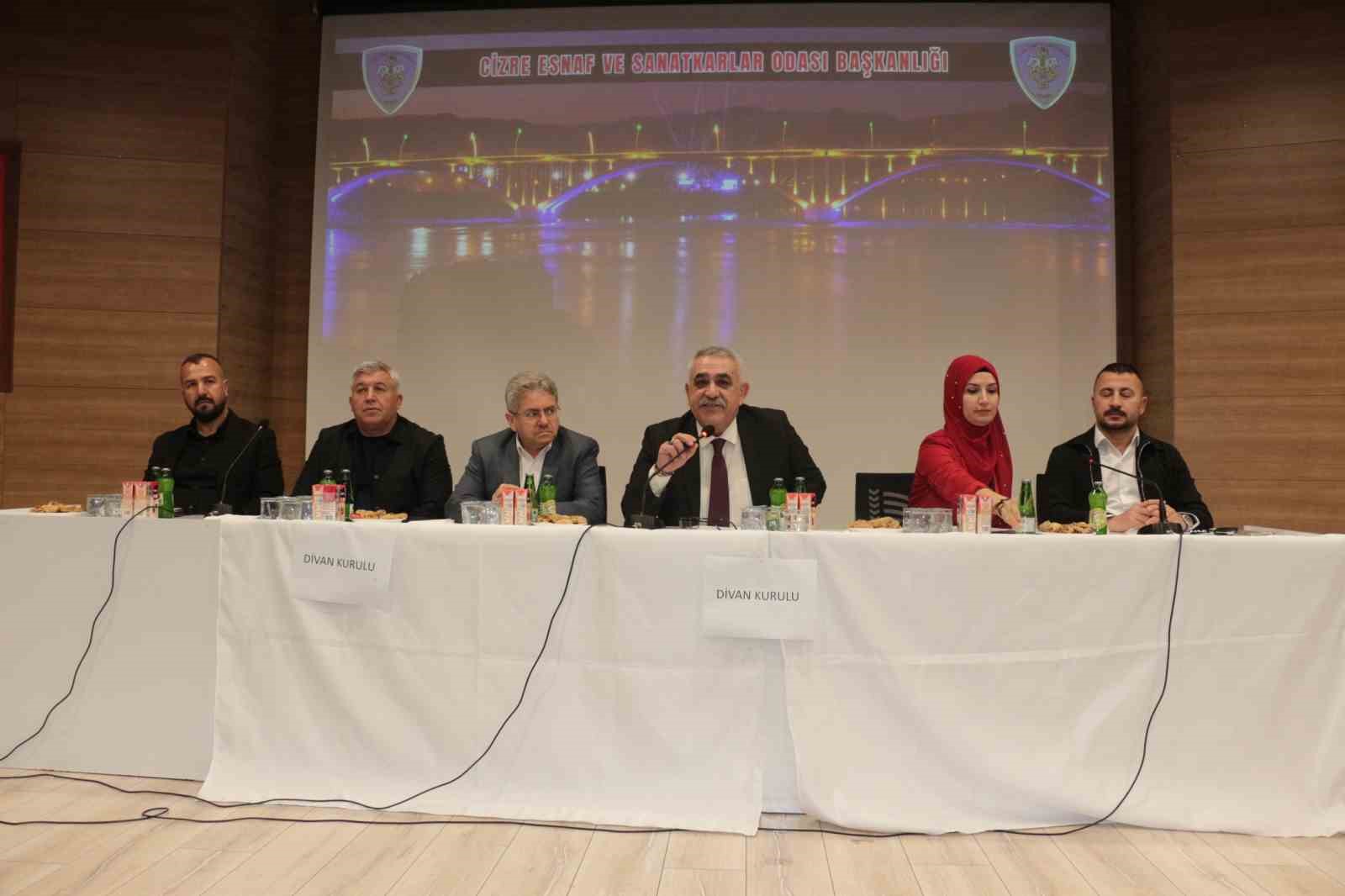 Cizre Esnaf Odasında 21 yıl sonra değişim
