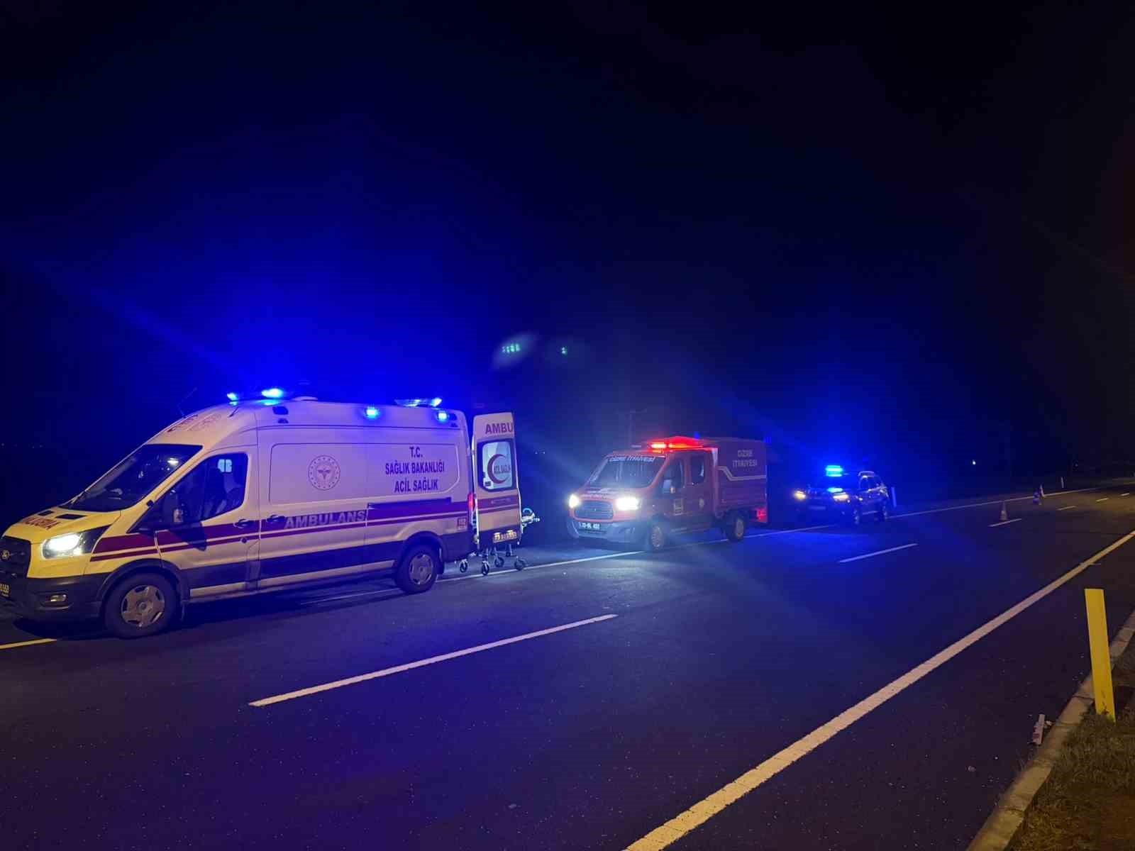 Cizre’de hafif ticari araç şarampole yuvarlandı: 1 ölü, 1 ağır yaralı
