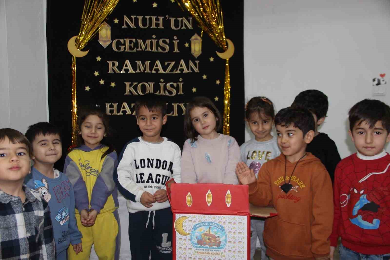 Cizre’de minik yüreklerden büyük dayanışma
