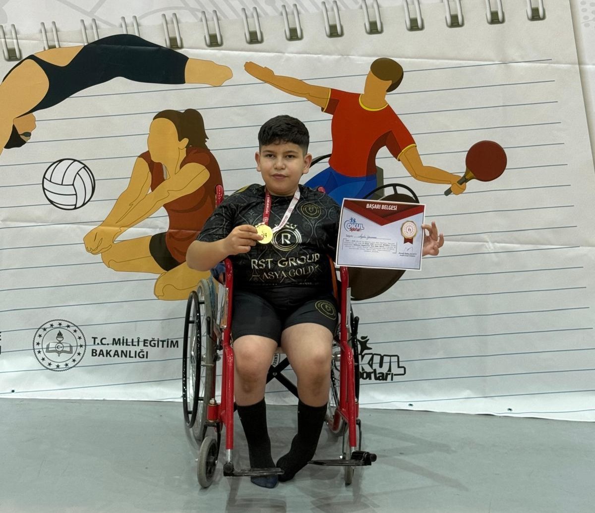 Cizreli sporculardan engel tanımayan şampiyonluk
