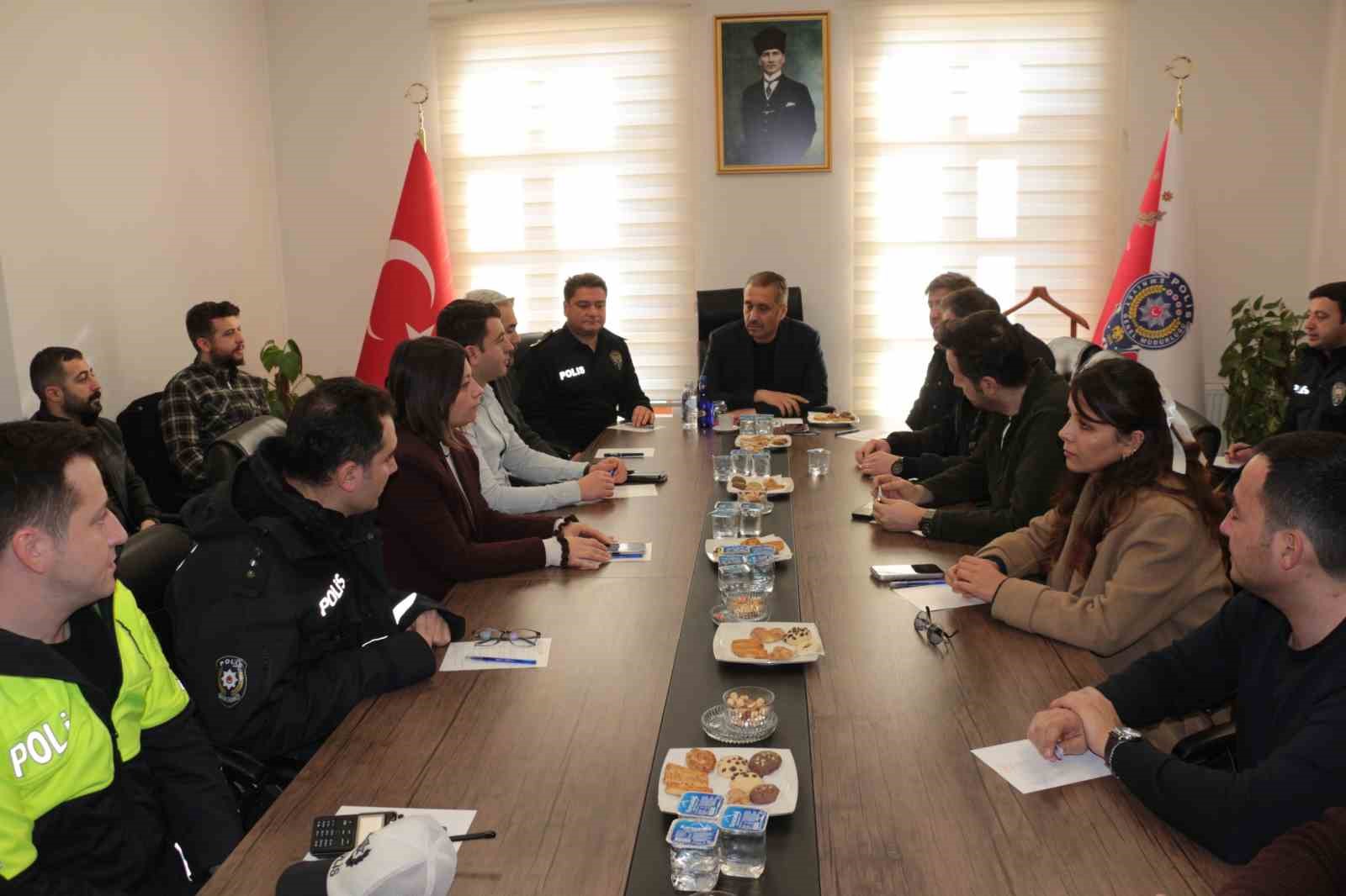 Cizre’nin güvenlik tedbirleri masaya yatırıldı
