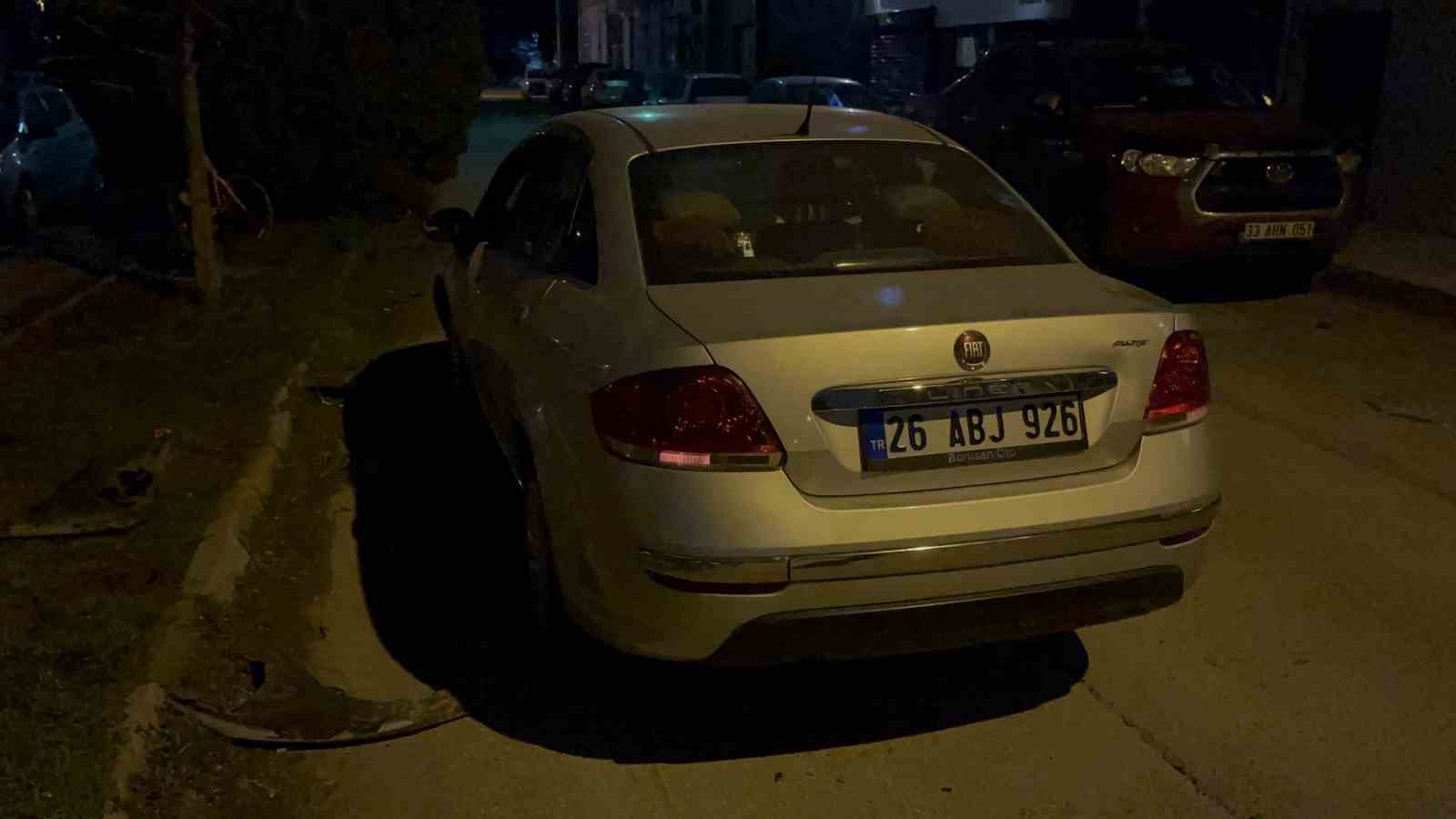 Çocuğun kullandığı otomobil bisiklete çarptı: 2 çocuk yaralandı
