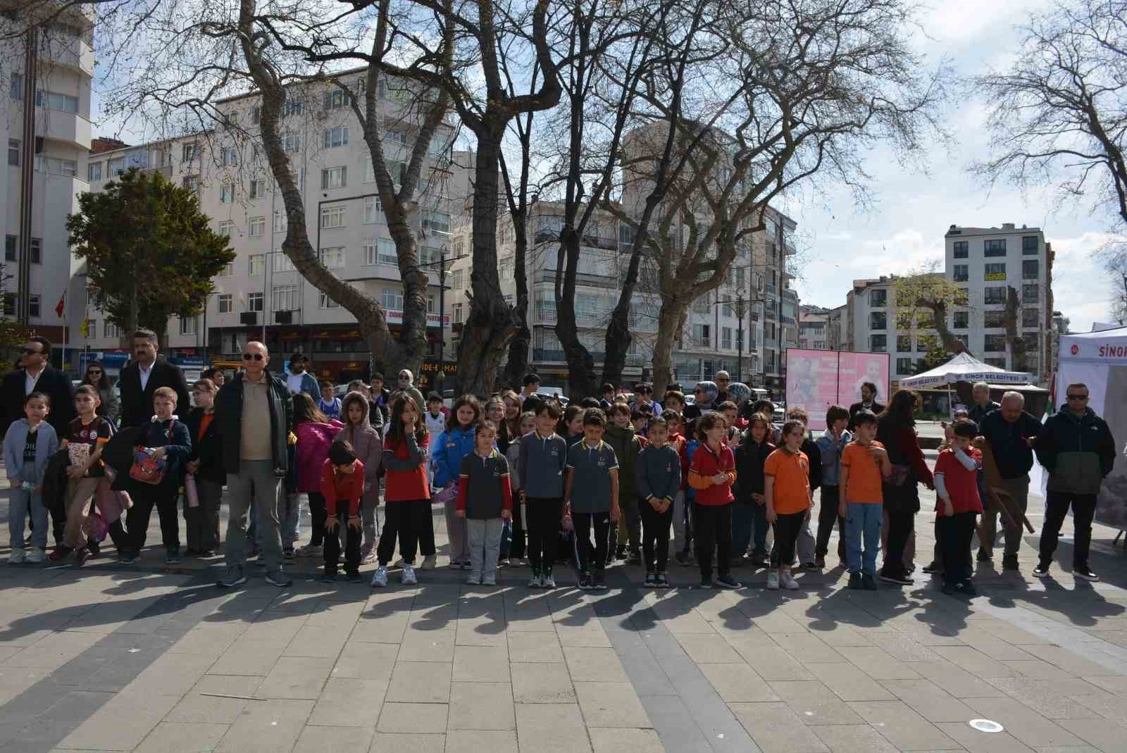 Çocuk şenliği Sinop’ta renkli görüntülere sahne oldu
