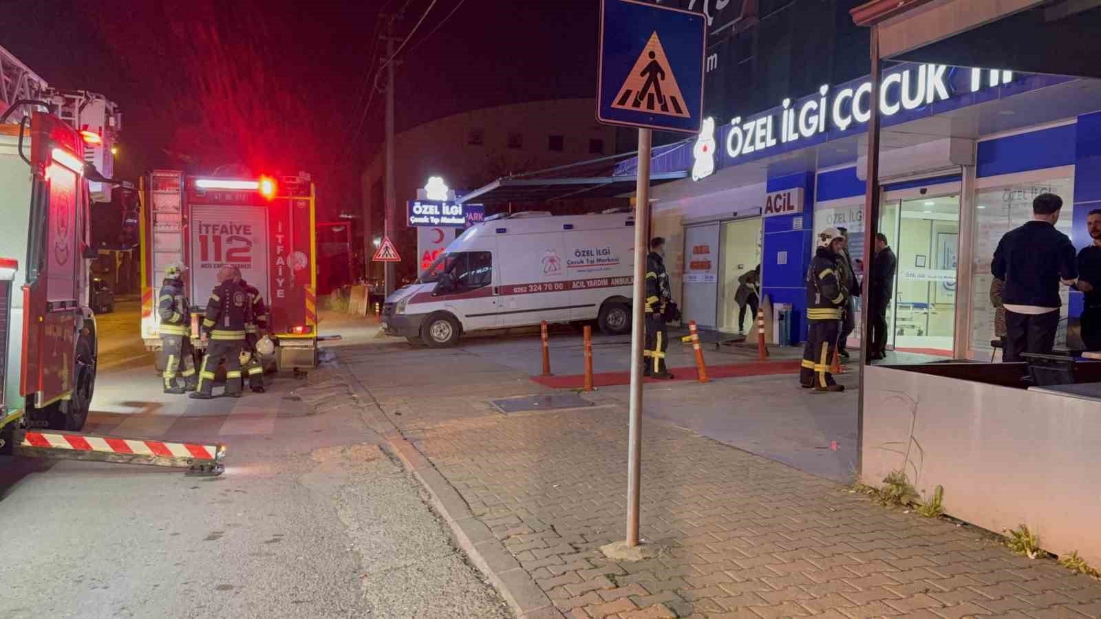 Çocuk tıp merkezinde korkutan yangın: Hastalar tahliye edildi
