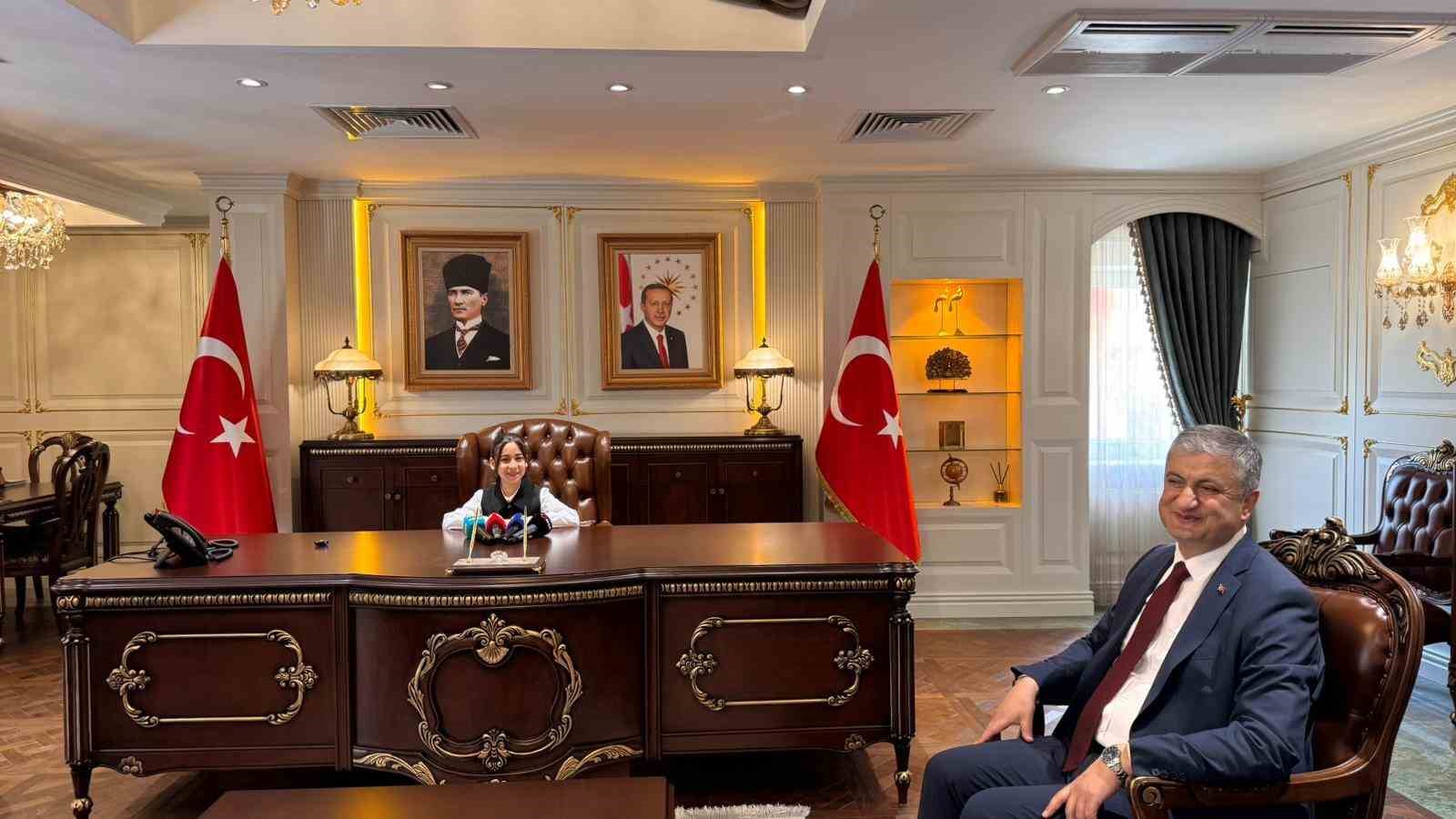 Çocuk validen "park ve temizlik" uyarısı
