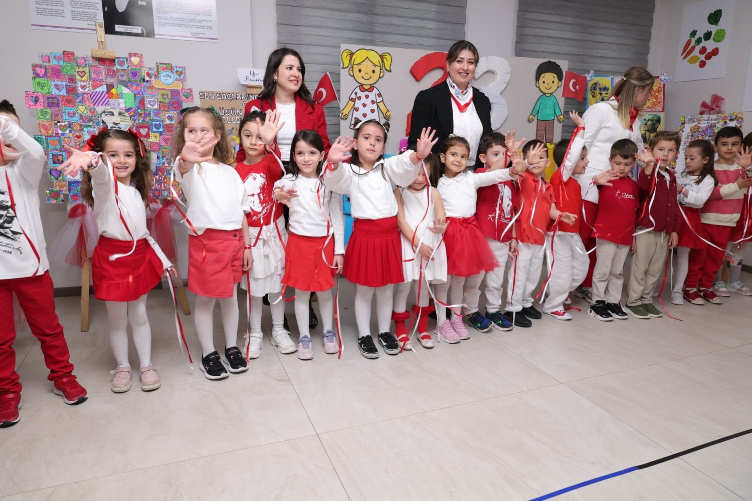 Çocuklar 23 Nisan’ı Osmangazi’de coşkuyla kutladı
