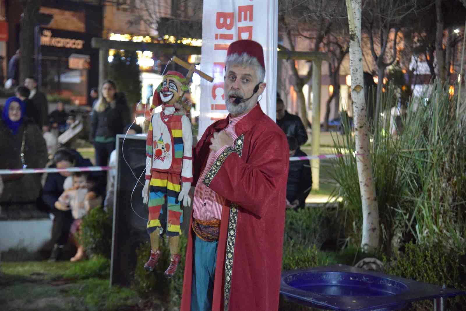 Çocuklar geleneksel ’Ramazan Şenlikleri’nde gönüllerince eğlendi
