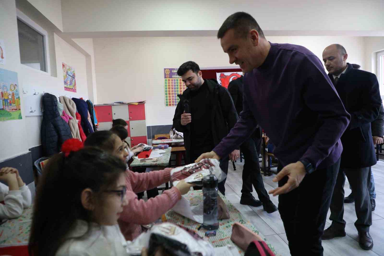 Çocuklar İnegölspor formasıyla buluşuyor
