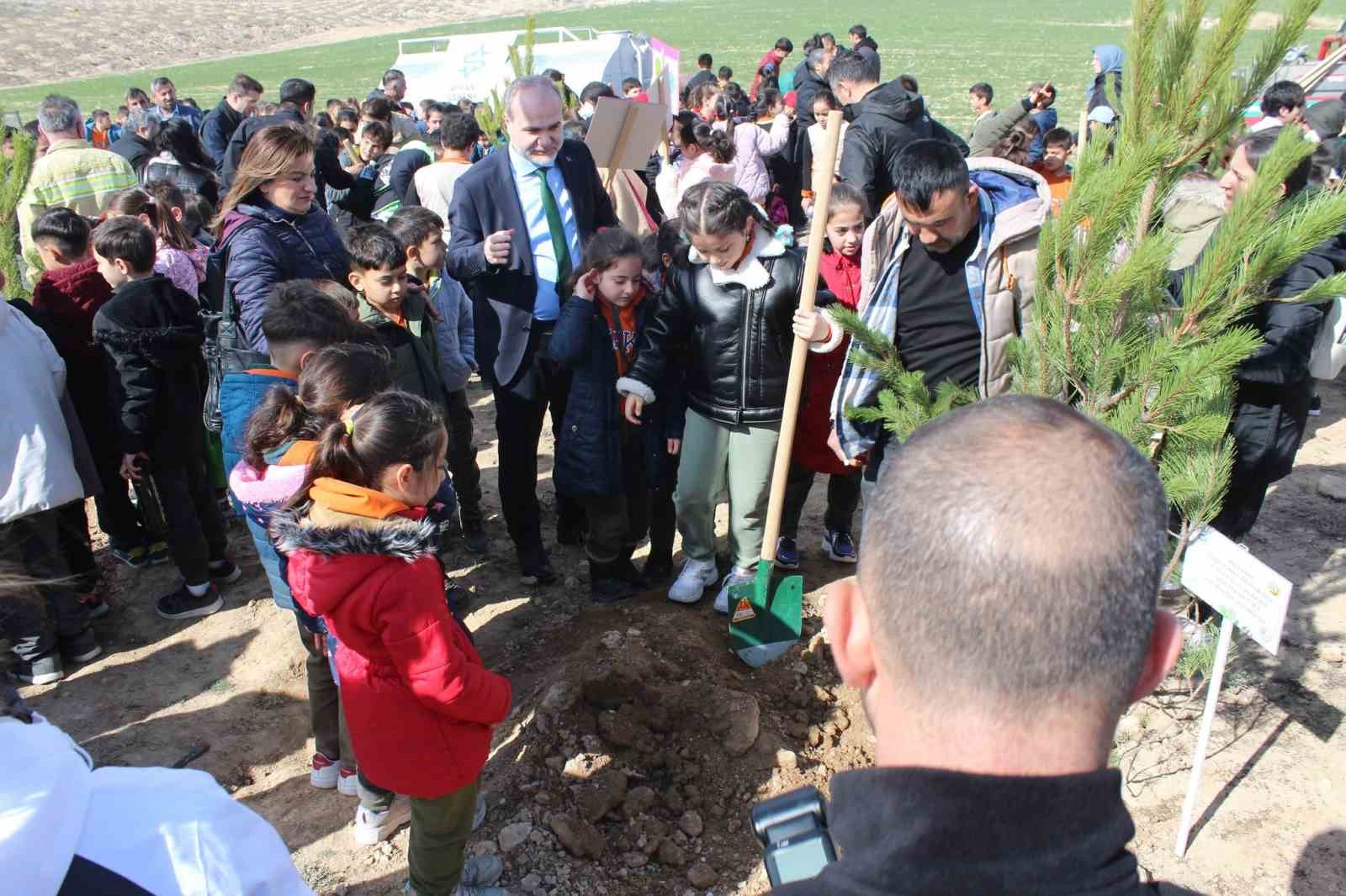 Çocuklar, tarımsal üretimi yerinde inceledi
