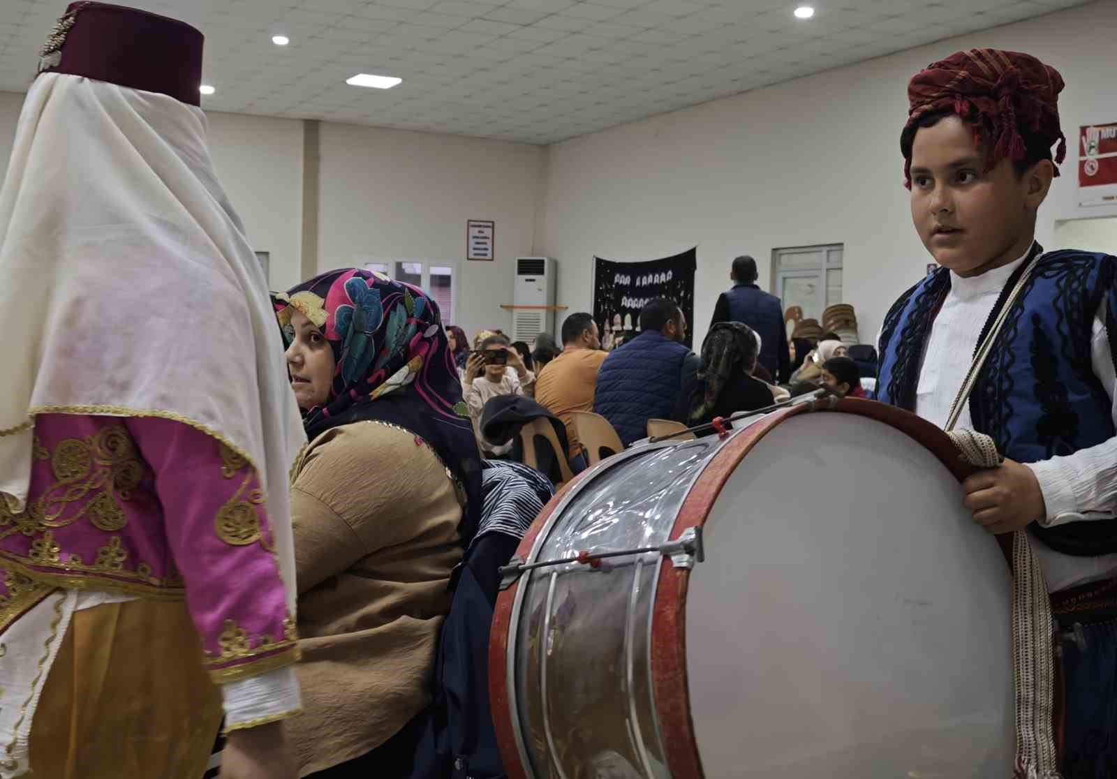 Çocukların Ramazan gösterileri iftar sofrasına renk kattı
