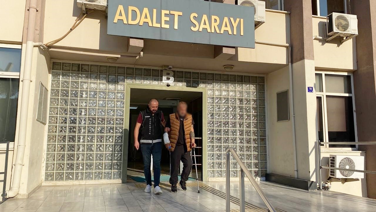 Çocukluk arkadaşları mahkemede birbirini suçladı
Çocukluk arkadaşları mahkemede birbirini suçladı