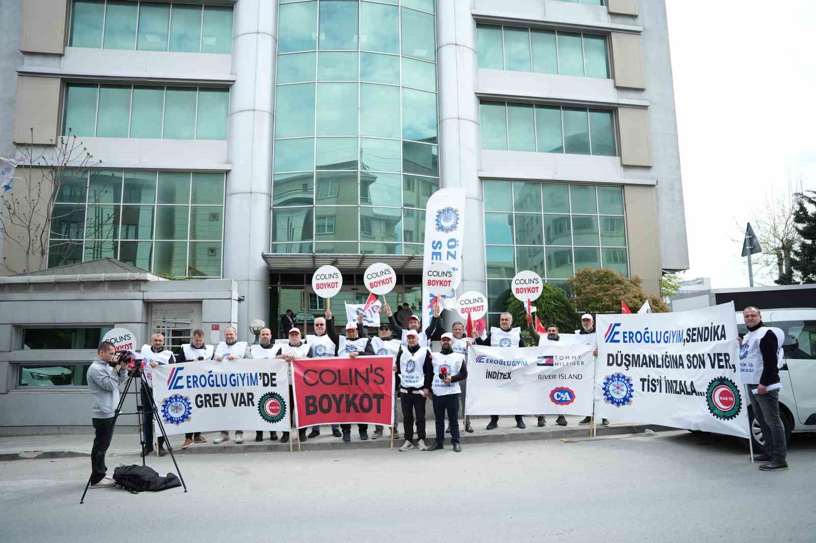 Colins’te grev kararı
