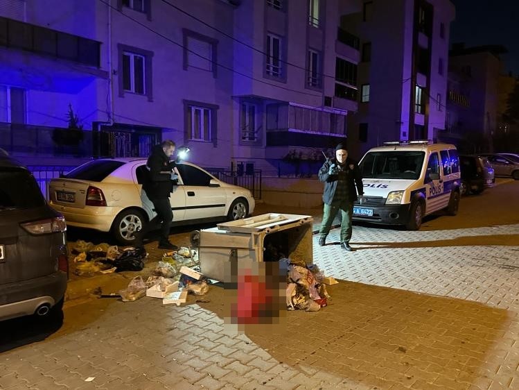 Çöp konteynerinde yeni doğmuş bebek cesedi bulundu
