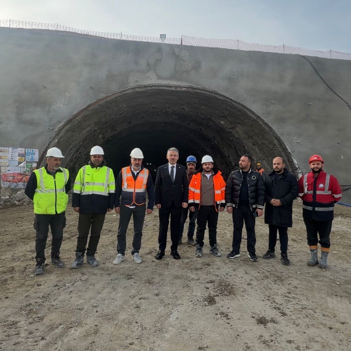 Çopuroğlu’ndan hızlı tren şantiyesine ziyaret
