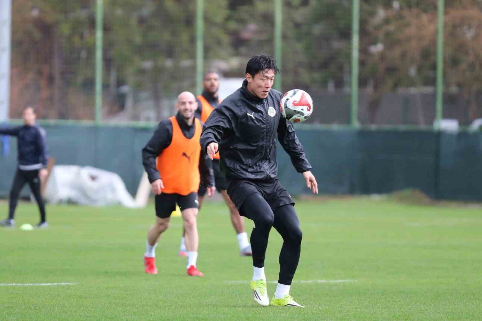 Corendon Alanyaspor, Galatasaray maçı hazırlıklarını sürdürdü
