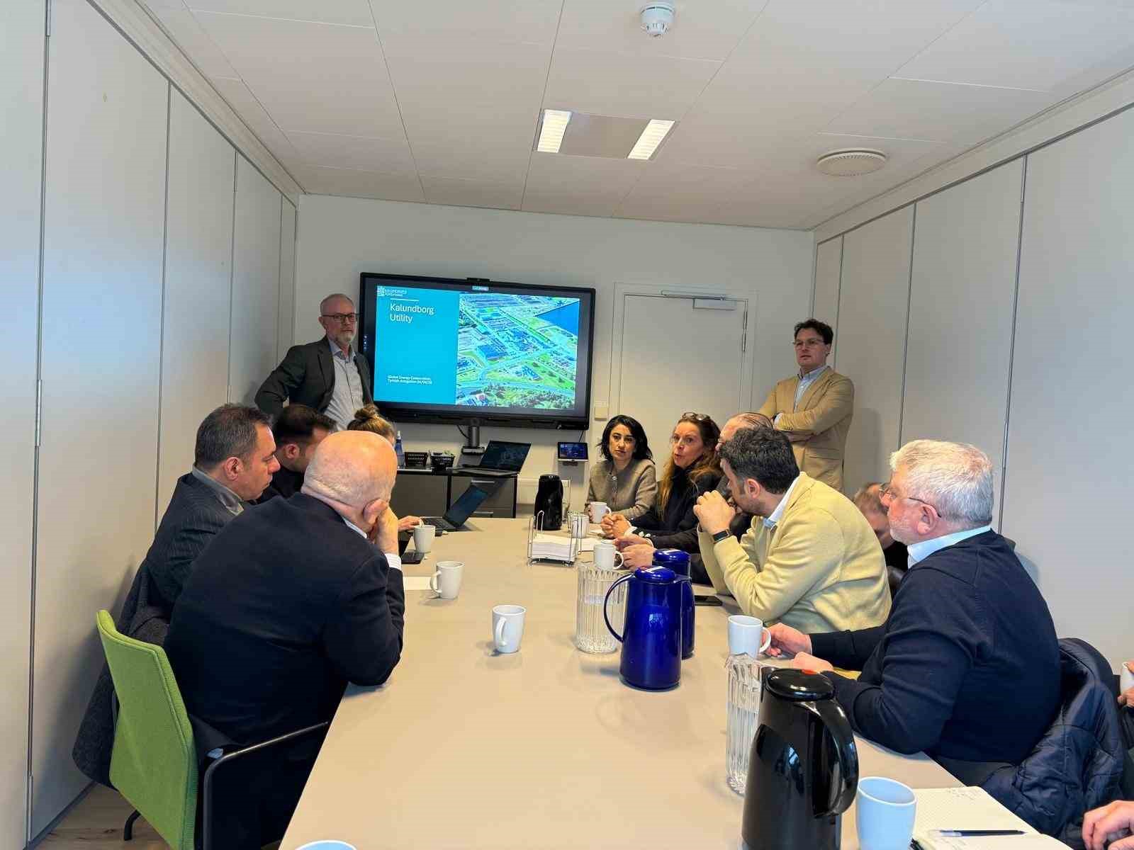 Çorum Belediye Başkanı Aşgın, çevreci enerji sistemlerini Danimarka’da inceledi
